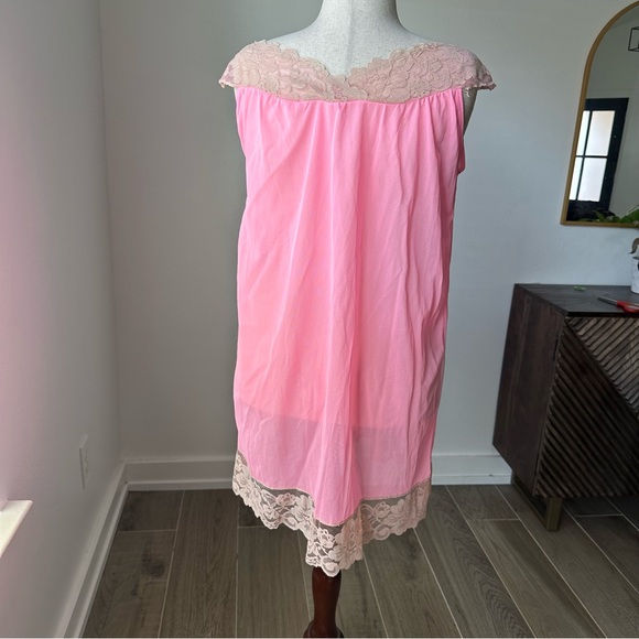 Vintage Pink and Brown/Beige Lace Babydoll Nightgown - Picture 7 of 7